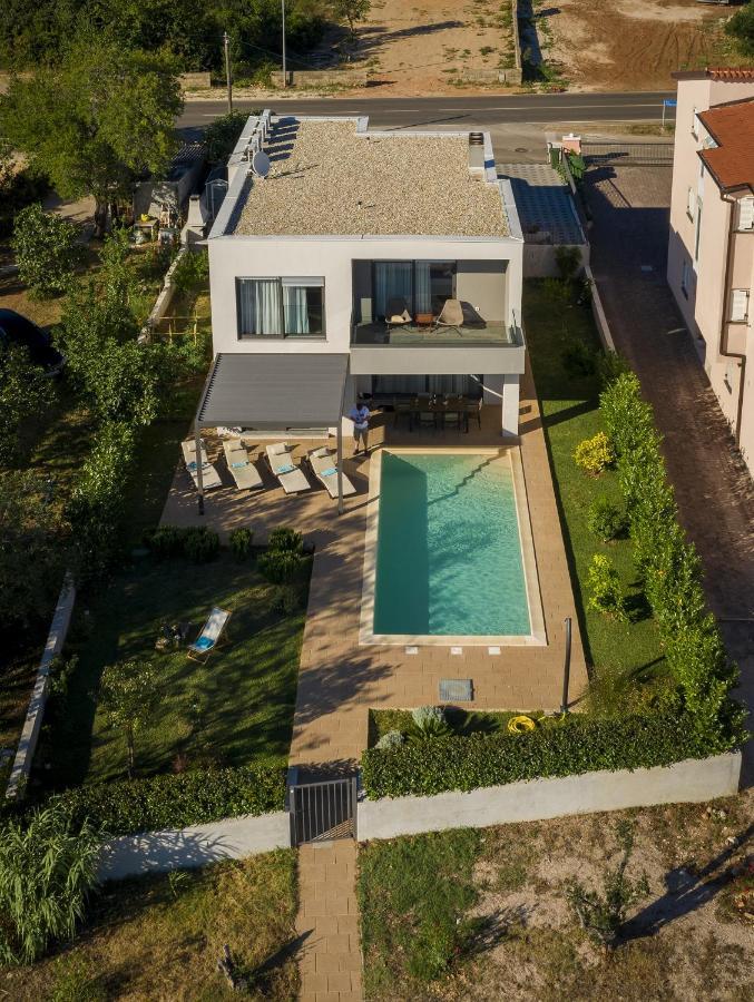 Villa Lu-ma *